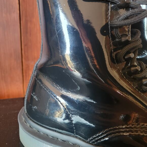 Dr. Martens Pascal Studded 1460 Black Patent Leather Boots Women 7 Combat Boots - Picture 4 of 15